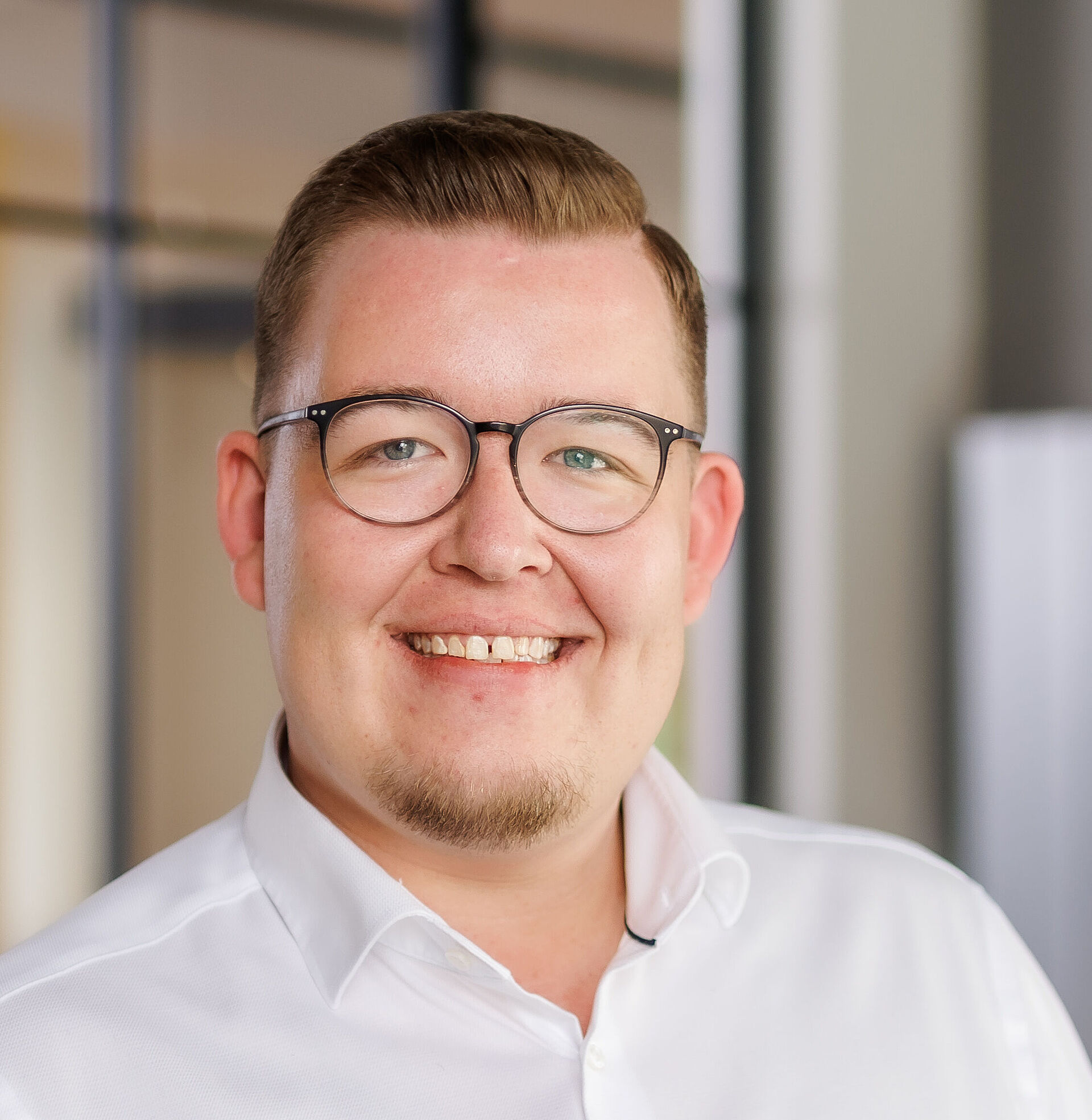 Julian Meyer Prokurist I Leitung Strategisches Management, Risikomanagement & Controlling